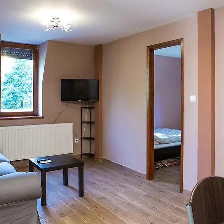 Negy Evszak Apartmanhaz Mezokovesd Room photo