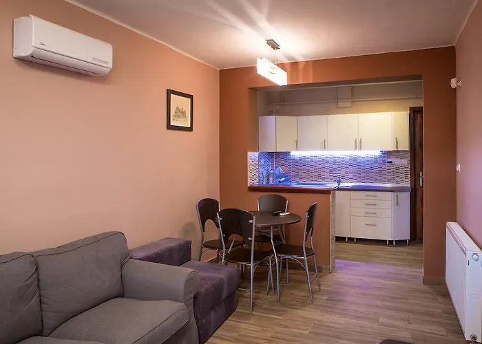 Negy Evszak Apartmanhaz